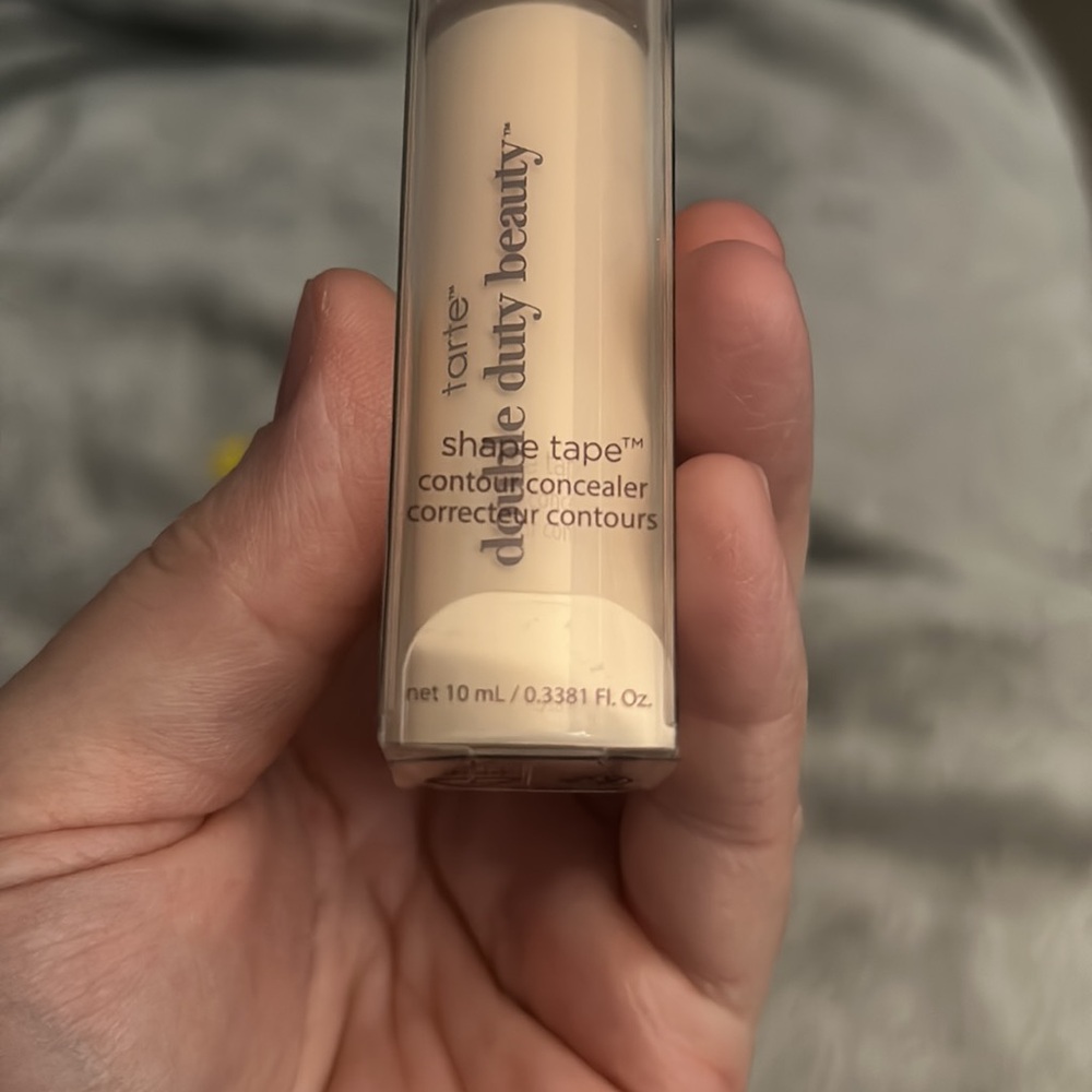 tarte double duty beauty ShapeTape concealer/contour 16N fair-light neutral 10mL - Picture 3 of 5